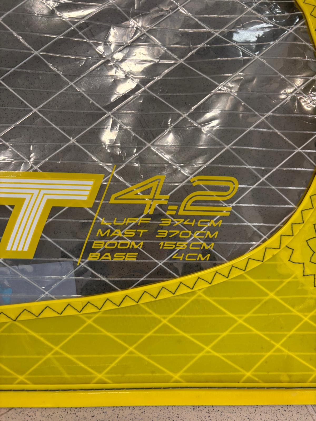 Vela de windsurf segunda mano neilpryde combat 4.2