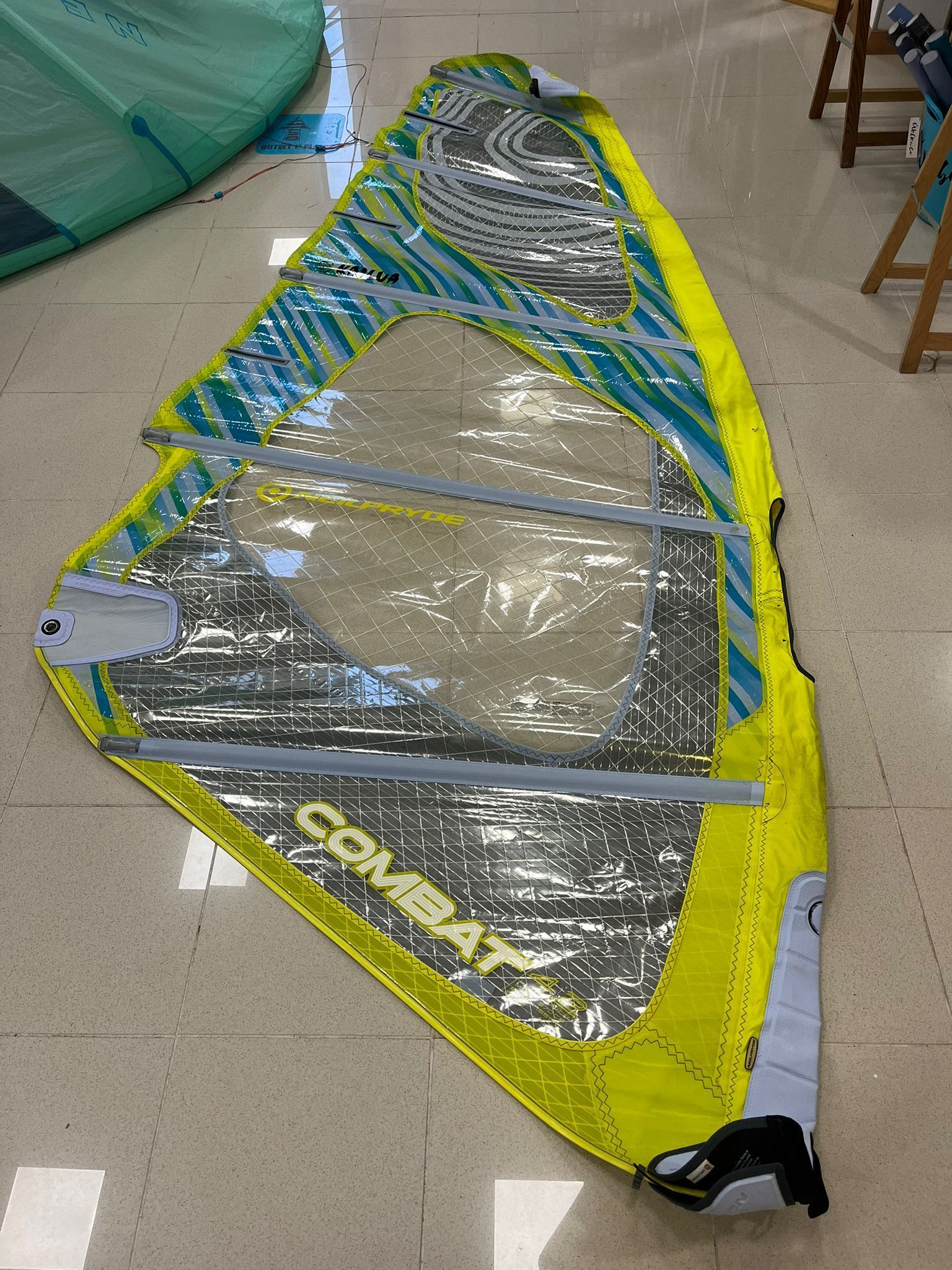 Vela de windsurf segunda mano neilpryde combar 4.2