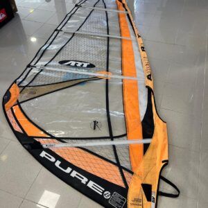 Vela de windsurf segunda mano ART PURE 4.9